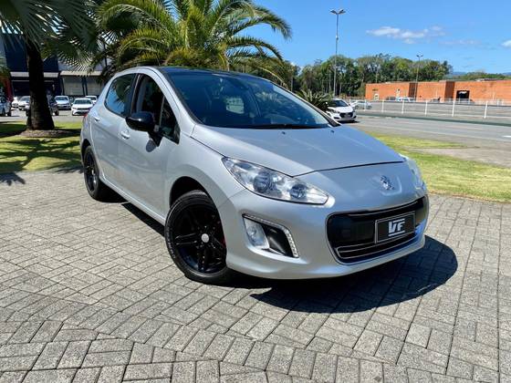PEUGEOT 308 1.6 GRIFFE THP 16V GASOLINA 4P AUTOMÁTICO PEUGEOT 308 1.6 GRIFFE THP 16V GASOLINA 4P AUTOMÁTICO